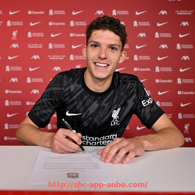 安博体育app下载-世俱杯广告植入方式新趋势引领内容整合与观感优化平衡